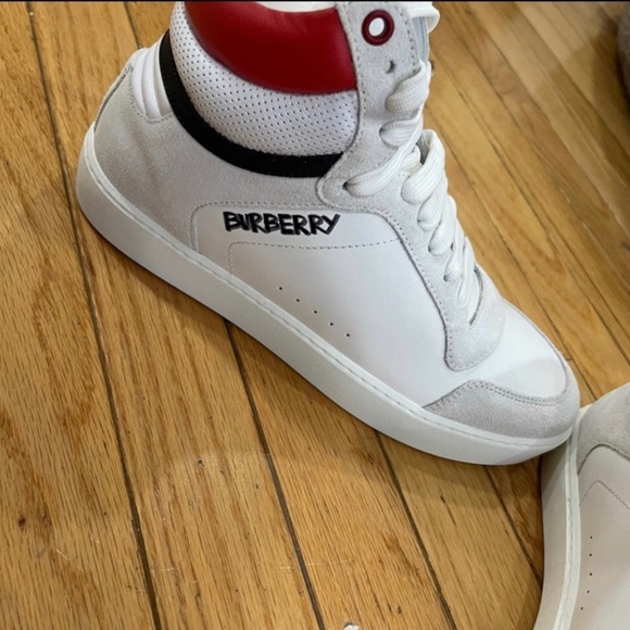 Brand New! Authentic Burberry Hi top sneaker. - Picture 5 of 11